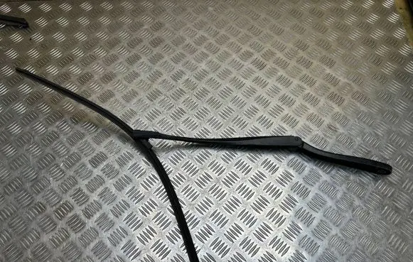 BMW 6 F06 Gran coupe Windshield/front glass wiper blade 7314524