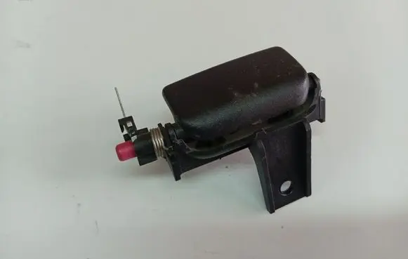 Saab 9-5 Seat back rest lock catch 5031042