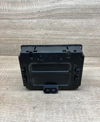 Opel Zafira A Screen/display/small screen 90589755 5WK70047