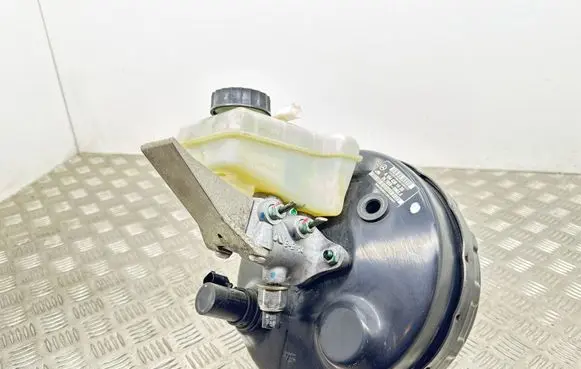 Mercedes-Benz GL X164 Brake booster A1644301430