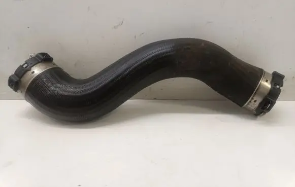 Mercedes-Benz E W212 Intercooler hose/pipe A2045282182