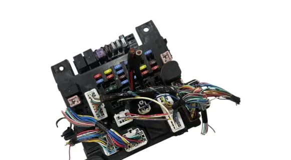 Citroen C4 Aircross Fuse module 8637A645 L8637002A 5263004949