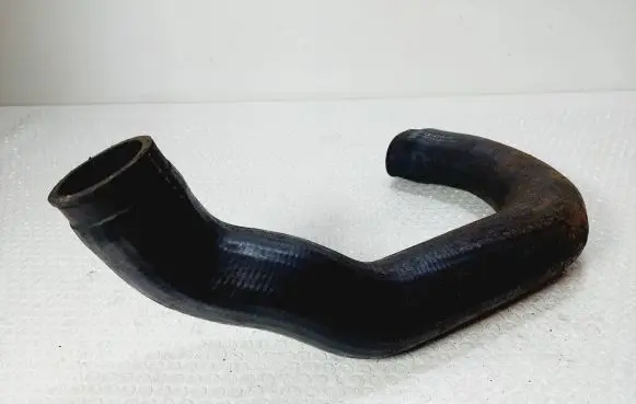 Audi A6 S6 C5 4B Intercooler hose/pipe 4B0145745A