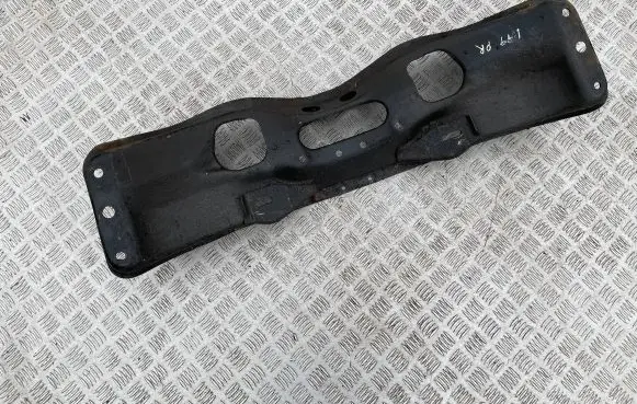 Subaru Impreza I Front subframe