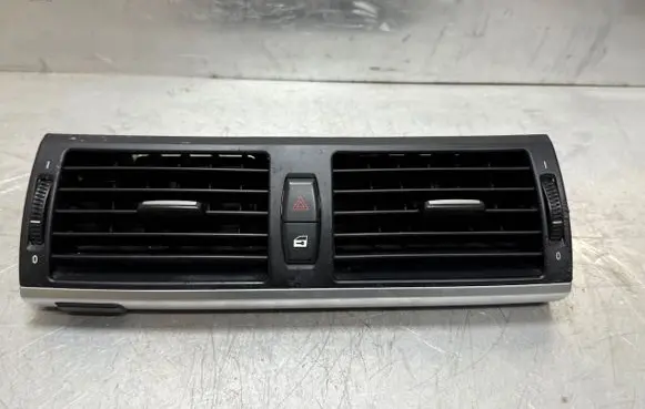 BMW X5 E70 Dash center air vent grill 7161801 6958654