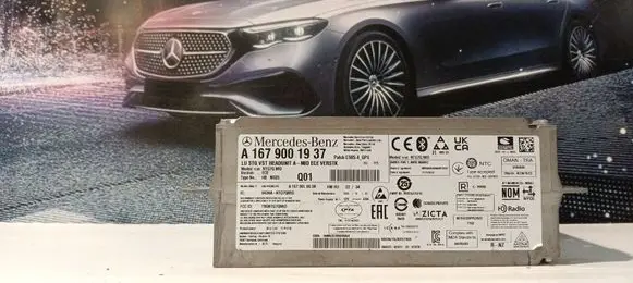 Mercedes-Benz GLE W167 Radio/CD/DVD/GPS head unit A1679001937