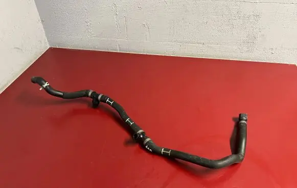 BMW X7 G07 Engine coolant pipe/hose 6821653 64216821653