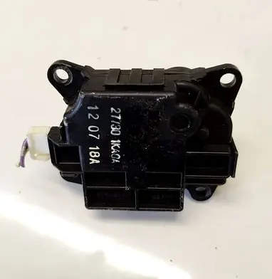 Nissan Juke I F15 Air flap motor/actuator 277301KA0A
