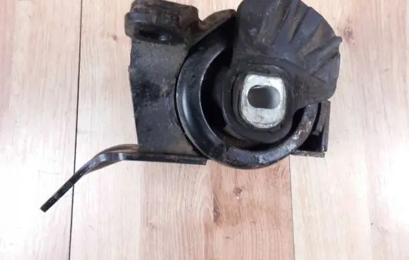 Mazda CX-5 II Engine mounting bracket BJS739070GHR