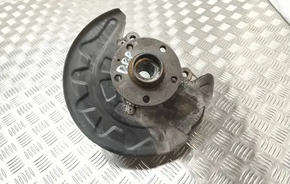 Skoda Octavia Mk3 (5E) Front wheel hub