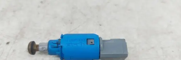 Renault Scenic II - Grand scenic II Brake pedal sensor switch 8200168239B 4303W