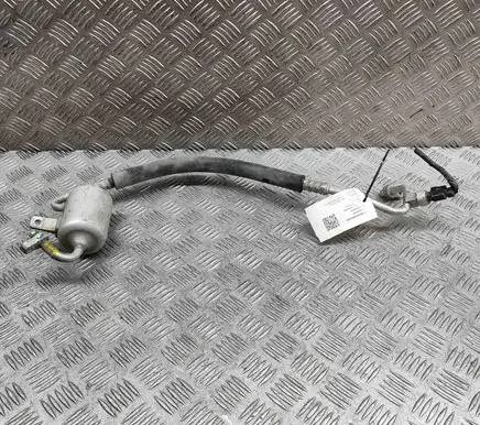 KIA Soul Air conditioning (A/C) pipe/hose 97762E4500