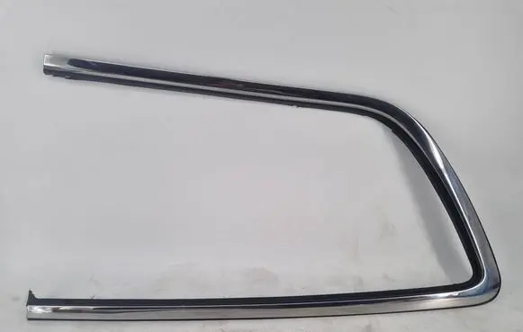 Chrysler Pacifica Rear side glass trim 249020 68227296AB 68227296A