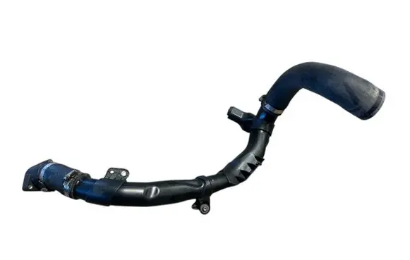Intercooler hose/pipe
