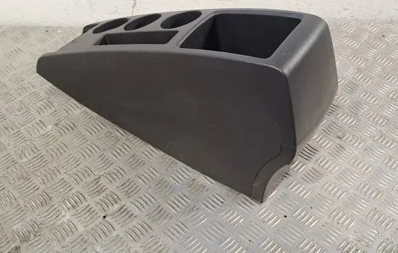 Toyota Corolla Verso AR10 Center console 589010F010B0 589110F010