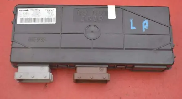 Tesla Model S Engine control unit/module ECU 1011838-00-H