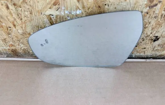 KIA Ceed Wing mirror glass 87611J7010