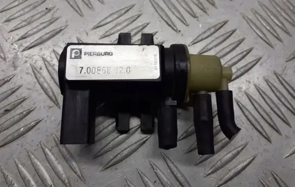 Audi A3 S3 8L Vacuum valve 