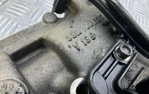 Audi Q3 8U Oil pump 03L103537 03G103526C 03G115169L