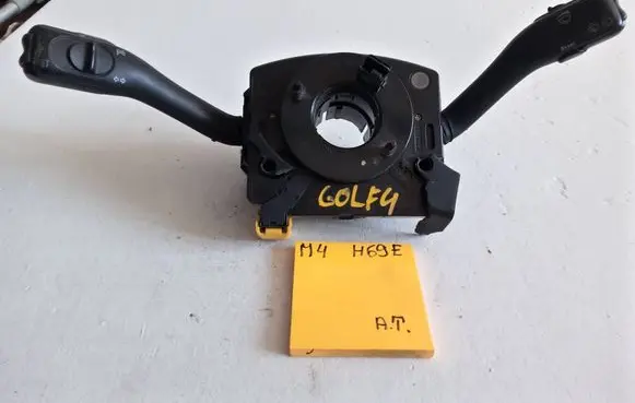 Volkswagen Golf IV Indicator stalk 1212123