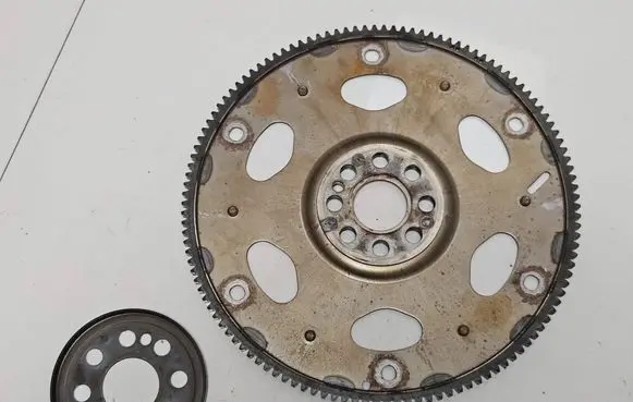 BMW 4 F32 F33 Flywheel 8612144 HC420LA