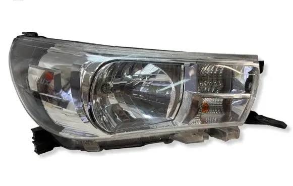 Toyota Hilux (AN120, AN130) Headlight/headlamp 