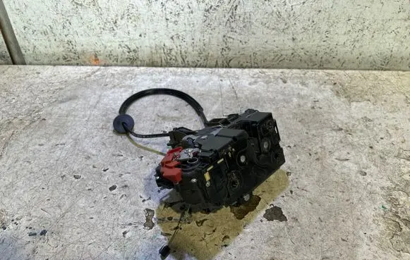 Front door lock