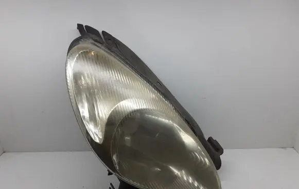 Citroen Xsara Picasso Headlight/headlamp 085521116