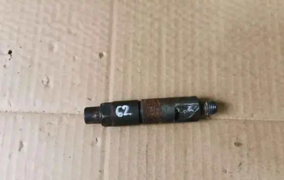 Renault Laguna I Fuel injector
