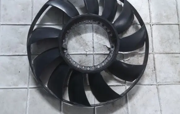 Audi A6 S6 C5 4B Fan impeller 059121301