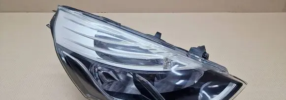 Renault Clio IV Headlight/headlamp 260102796R