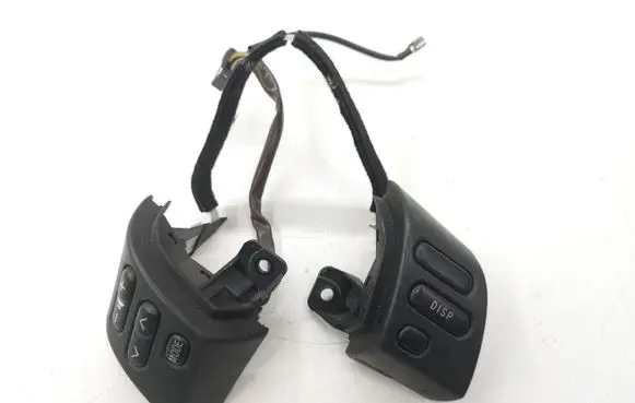 Toyota Corolla Verso AR10 Steering wheel buttons/switches 