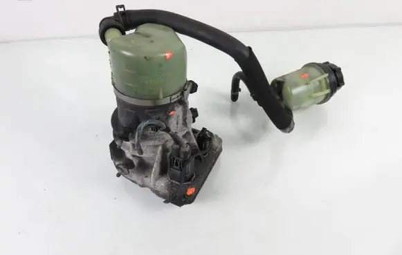 Ford S-MAX Power steering pump BG913K514FC