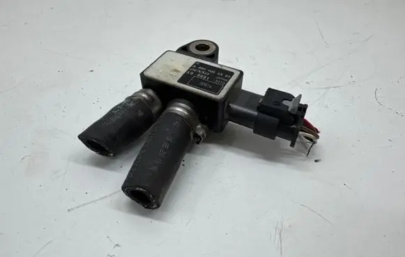 Mercedes-Benz GLE W167 Exhaust gas pressure sensor A0009056503 2D010 SD00015170