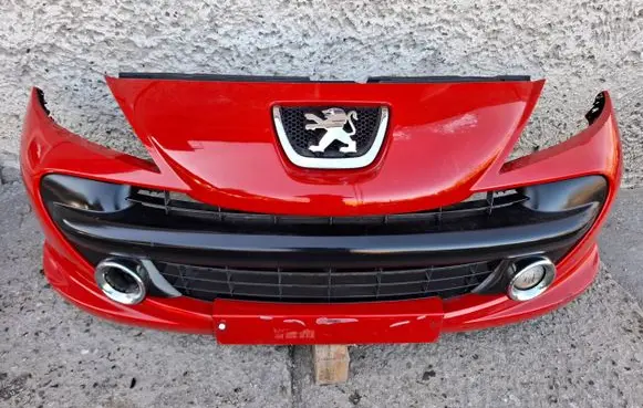 Peugeot 207 Front bumper 