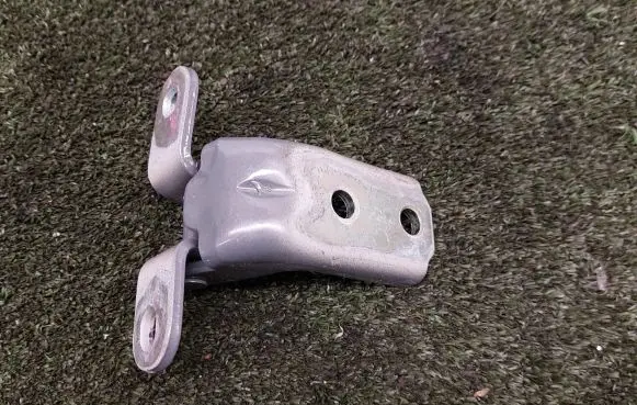 Hyundai Ioniq 5 Front door upper hinge