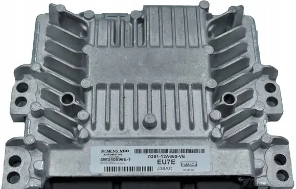 Ford Focus Engine control unit/module 5WS40596ET 7G9112A650VE EU7E