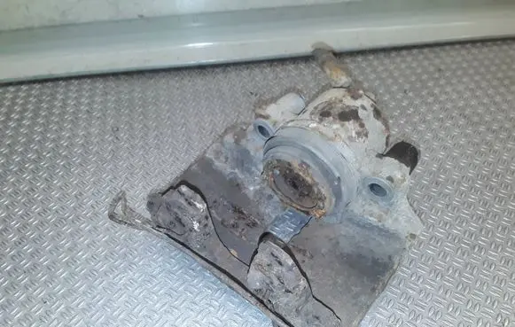 Seat Altea Front brake caliper 