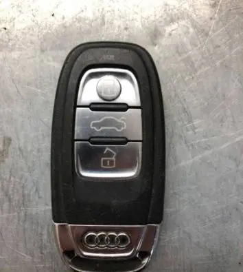 Audi A4 S4 B8 8K Ignition key/card 8K0959754D