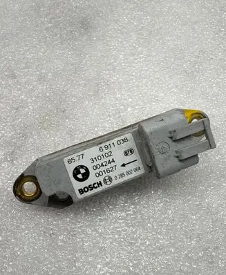 BMW X5 E53 Airbag deployment crash/impact sensor 6911038 0285002064 310102