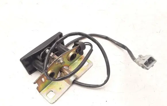Peugeot 406 Tailgate/trunk/boot lock/catch/latch 9608410480