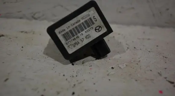 Mazda CX-7 Airbag deployment crash/impact sensor GP9A57KC0