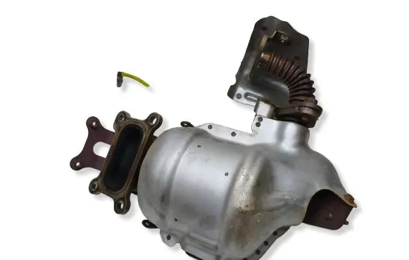 Nissan Rogue Catalyst/FAP/DPF particulate filter 