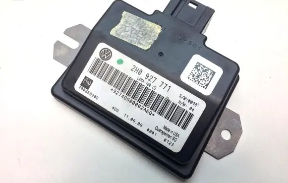Volkswagen Amarok Gearbox control unit/module 2H0927771