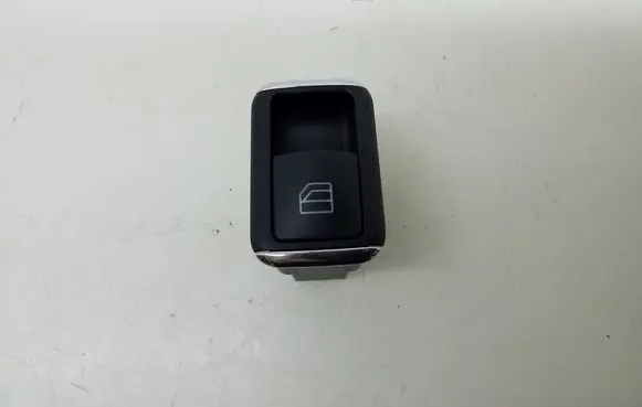 Mercedes-Benz E W212 Electric window control switch A2048707358