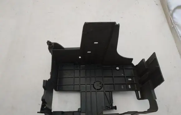 Peugeot 508 II Battery box tray 9686709280