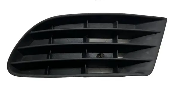 Volkswagen Golf V Front bumper lower grill 5M0853666