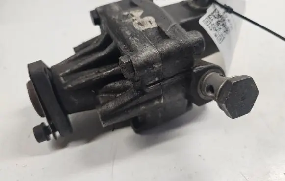 Audi A8 S8 D2 4D Power steering pump 4D0145155E