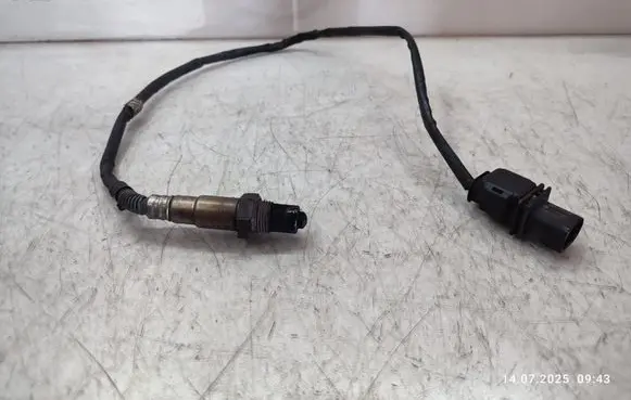 Volkswagen Amarok Lambda probe sensor 03L906262 0281004160