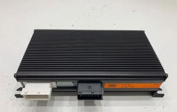 Peugeot 206 Sound amplifier 1528157